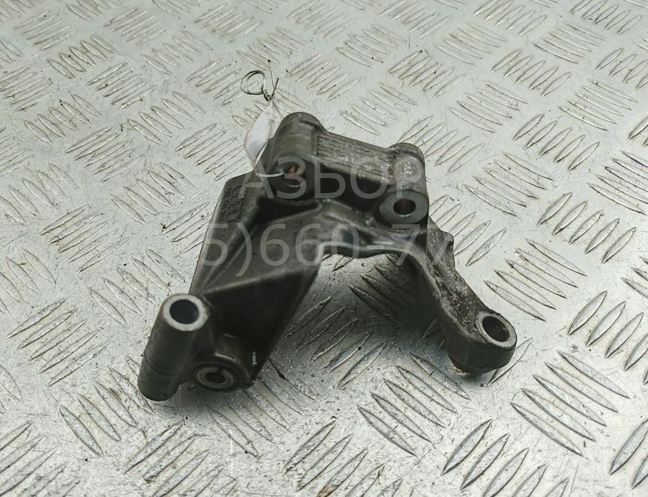 Кронштейн ГУР