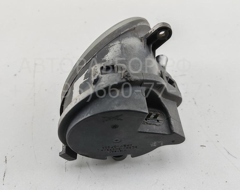 Фара противотуманная правая