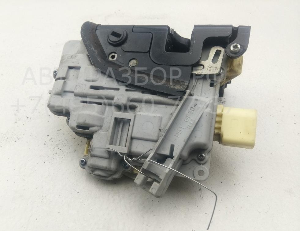 Замок двери задней правой