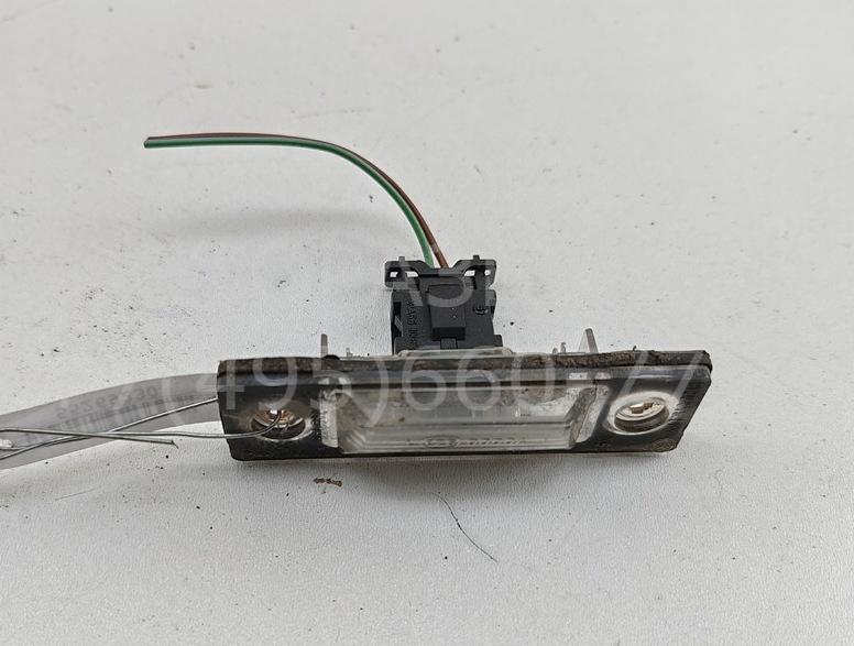 Фонарь подсветки номера