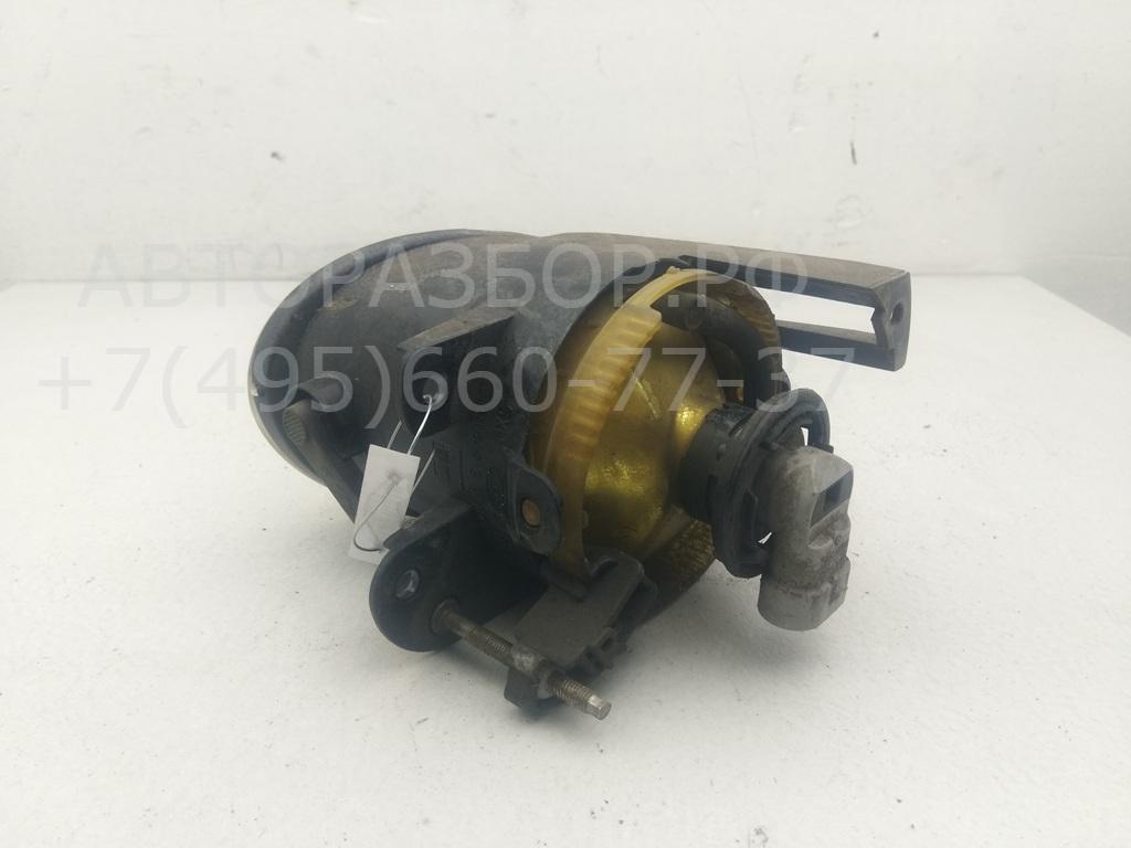 Фара противотуманная правая