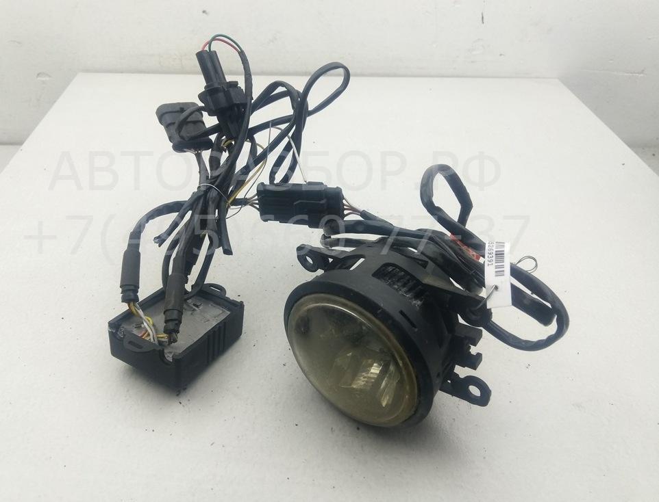 Фара противотуманная левая