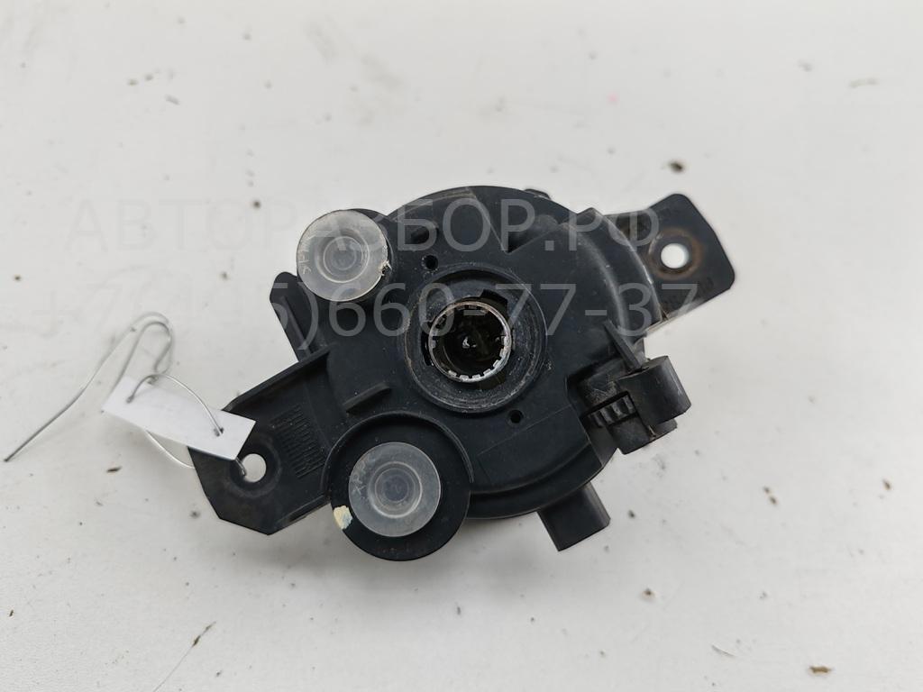 Фара противотуманная правая