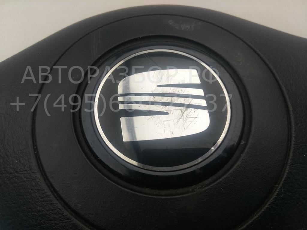 Подушка безопасности в рулевое колесо