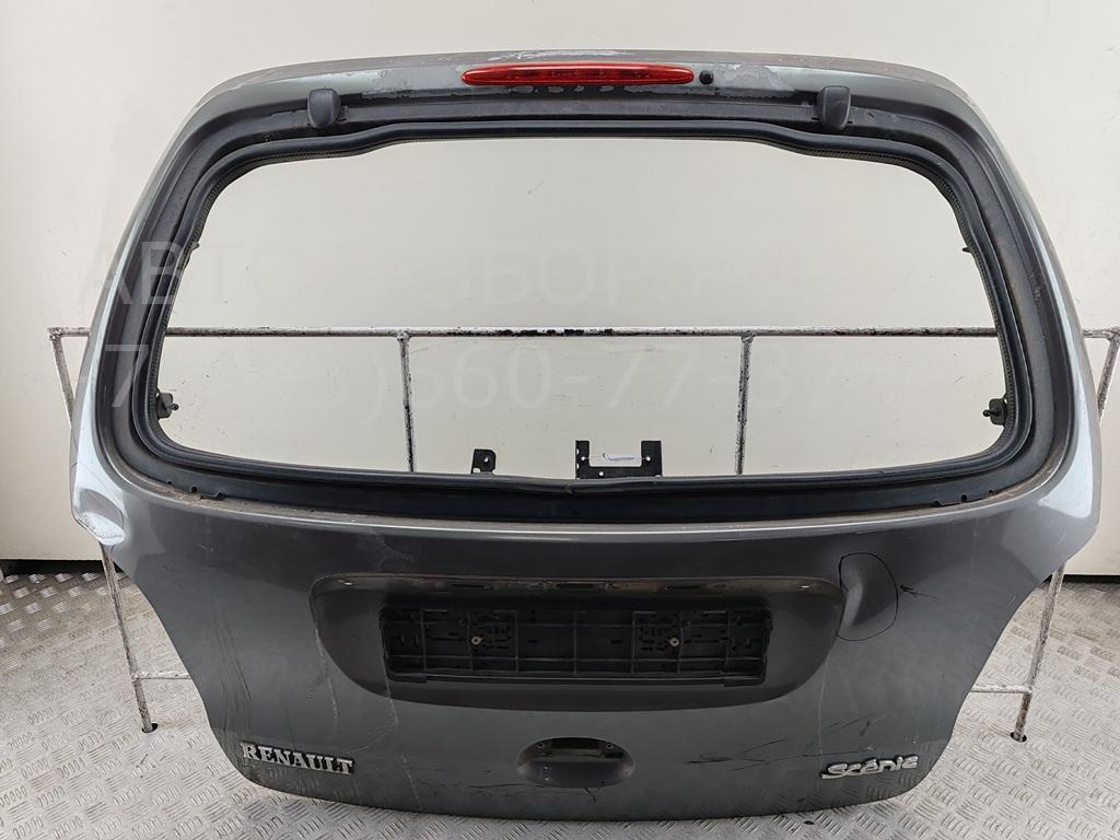 Дверь багажника