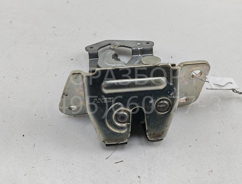 Замок багажника