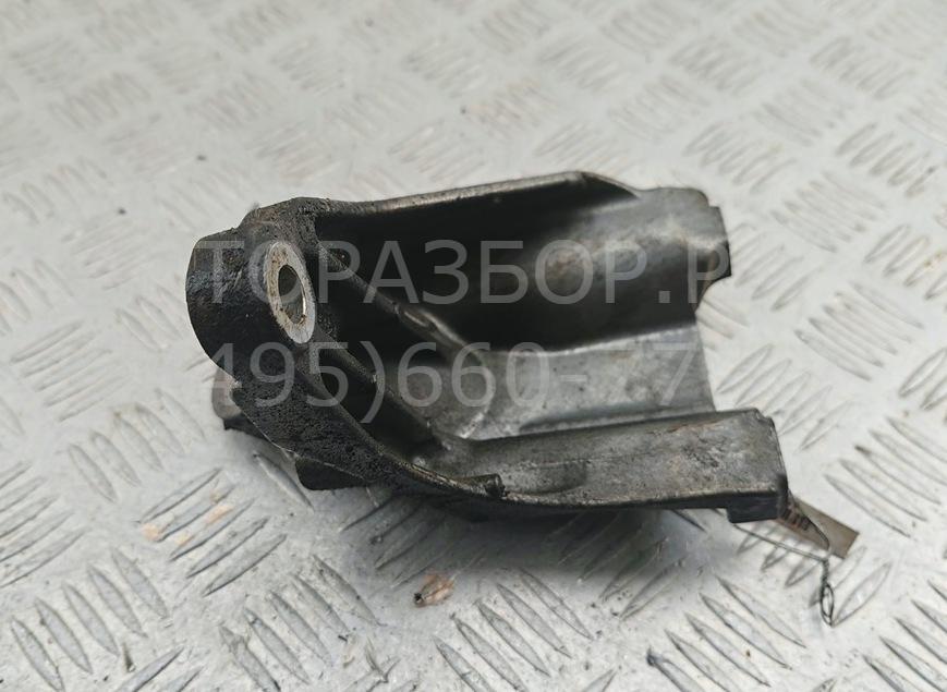 Кронштейн двигателя левый