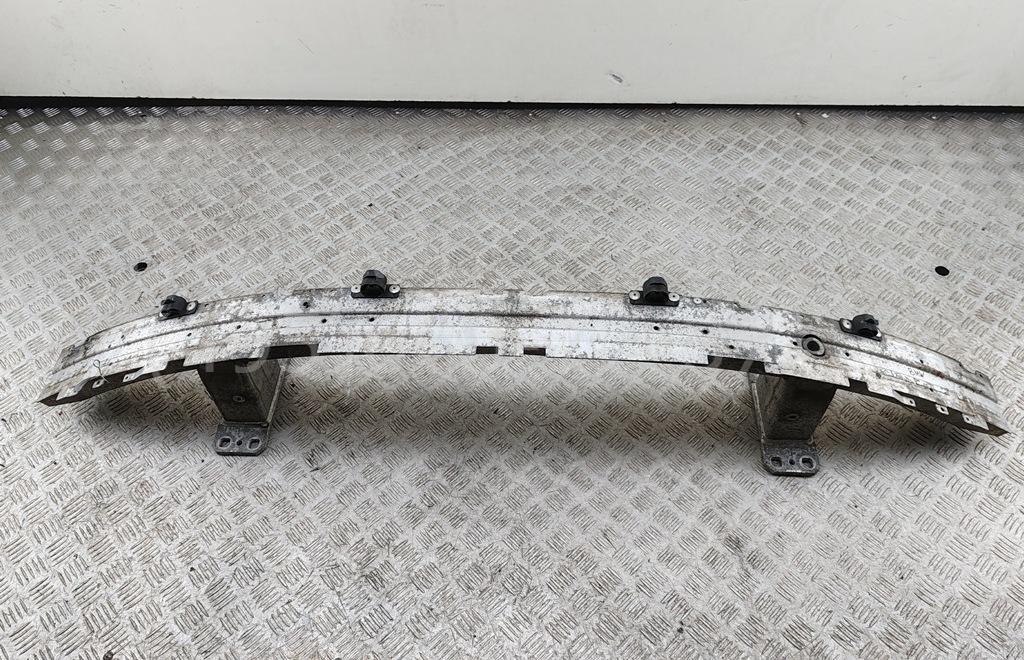 Усилитель переднего бампера