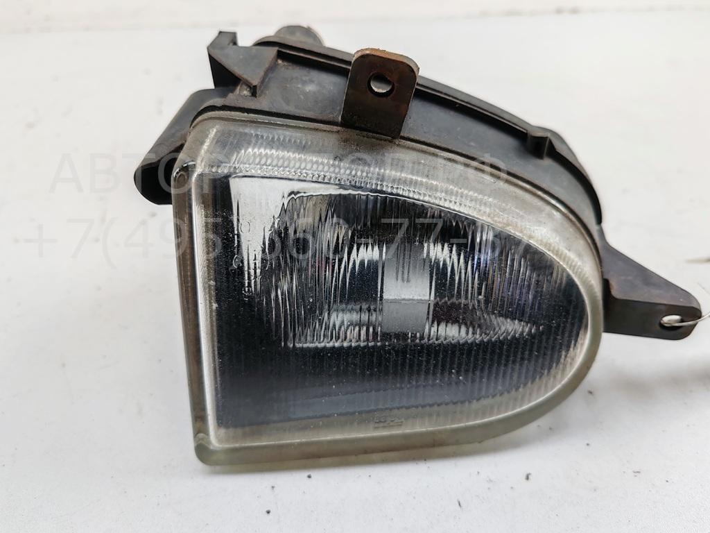 Фара противотуманная правая