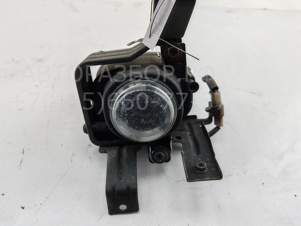 Фара противотуманная левая