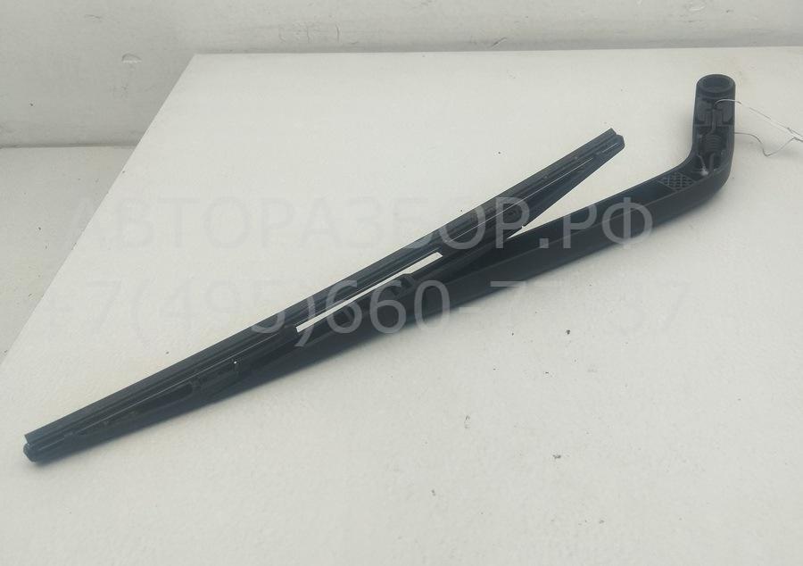 Поводок стеклоочистителя заднего