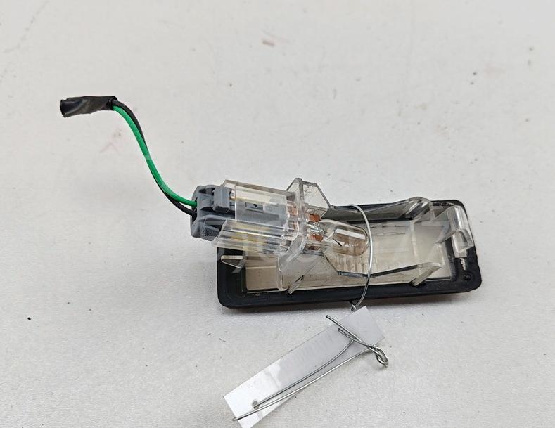 Фонарь подсветки номера