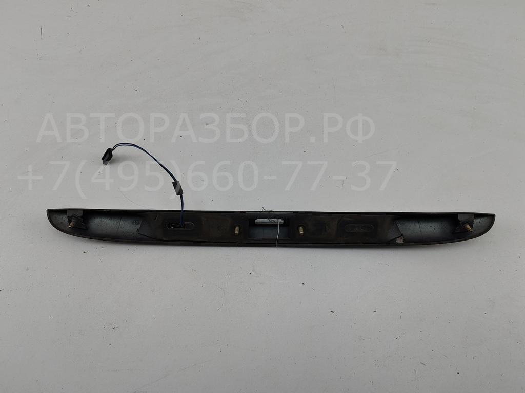 Накладка крышки багажника