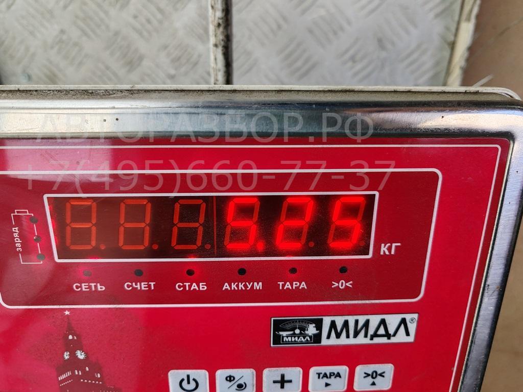 Стекло двери передней правой