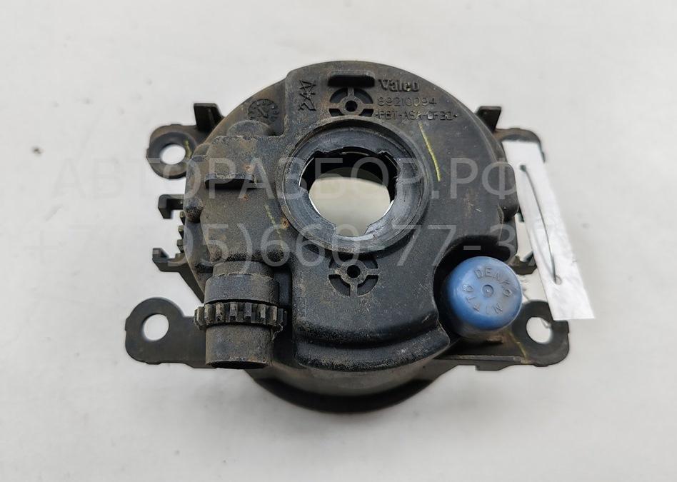 Фара противотуманная левая