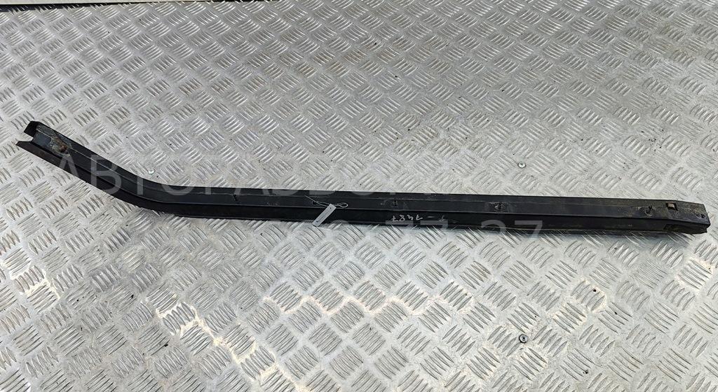 Направляющая двери сдвижной