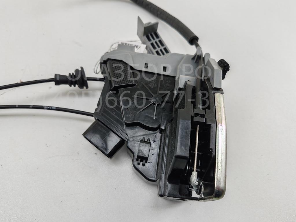 Замок двери задней левой