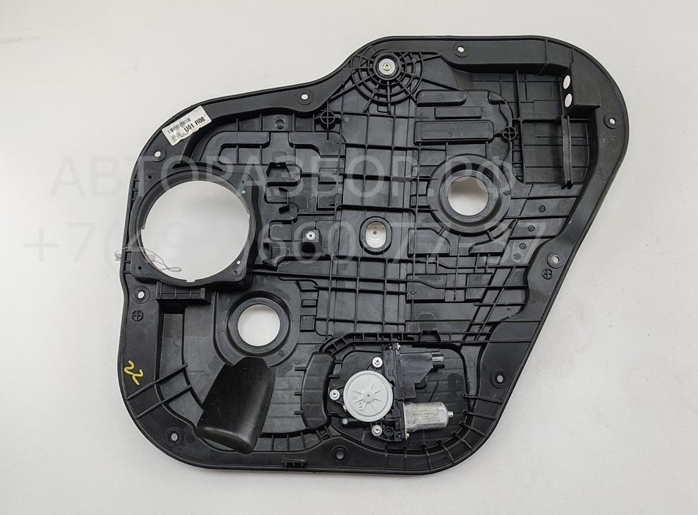 Стеклоподъемник электр. задний правый