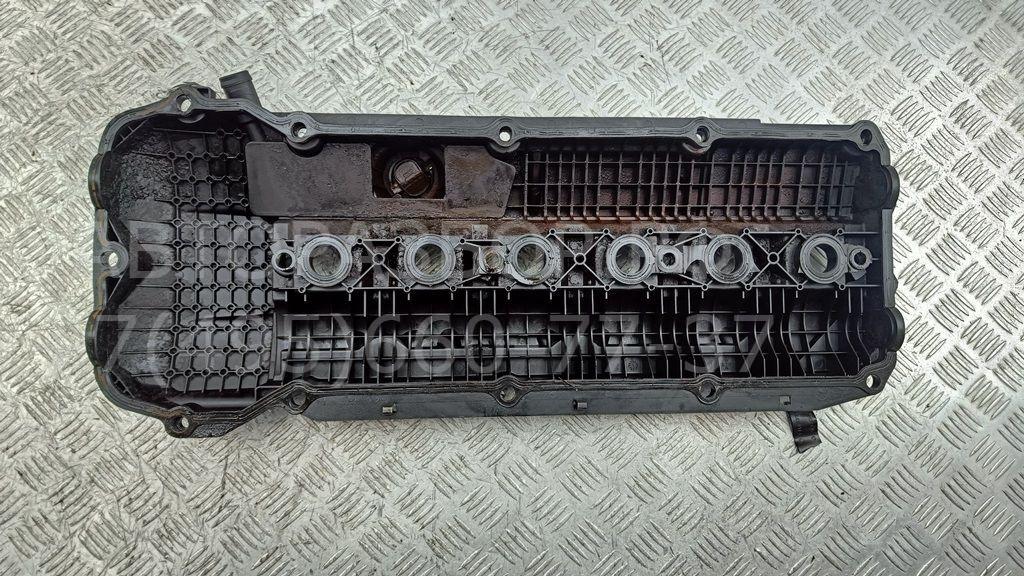 Крышка клапанная ГБЦ