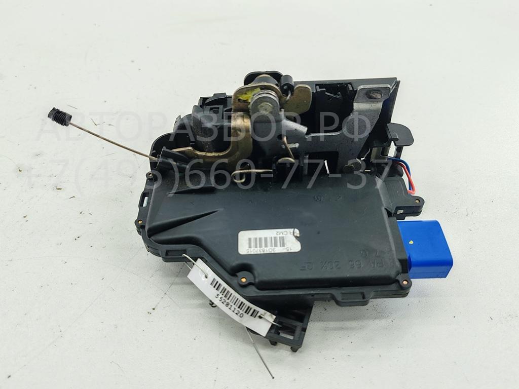 Замок двери передней левой