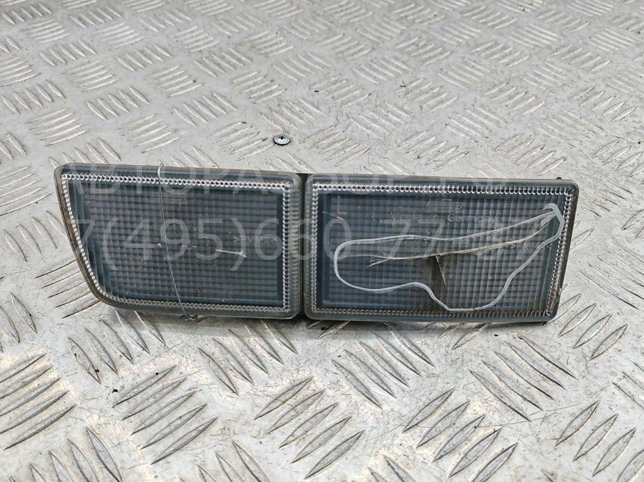 Отражатель передний левый у фары