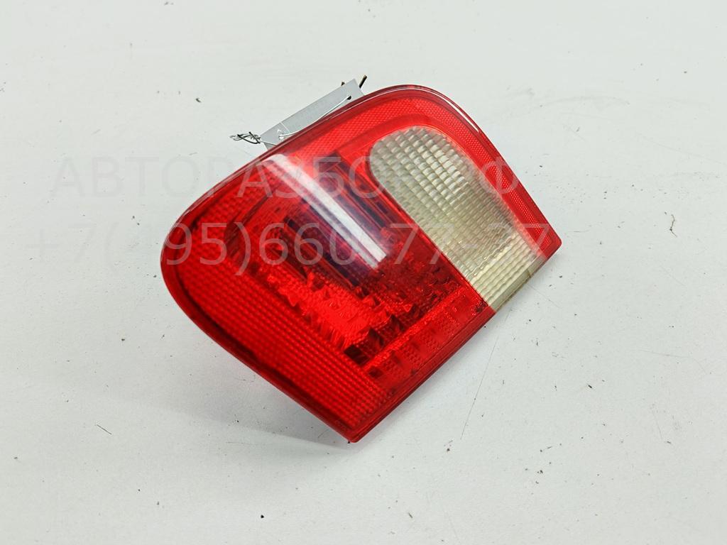 Фонарь задний внутренний правый