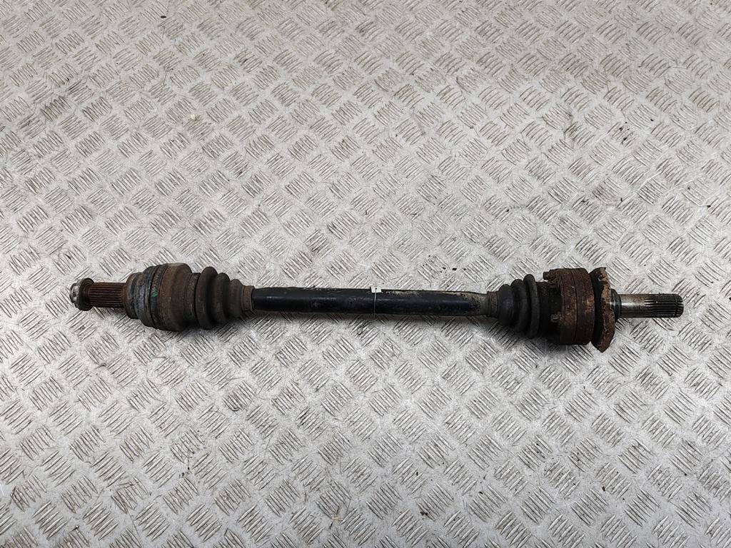 Полуось задняя