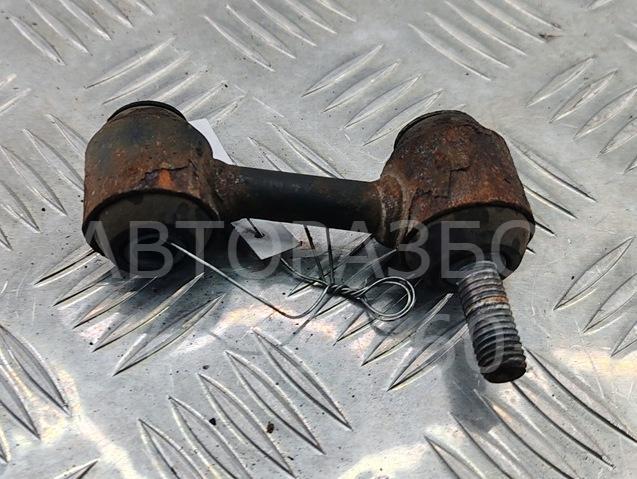 Стойка заднего стабилизатора