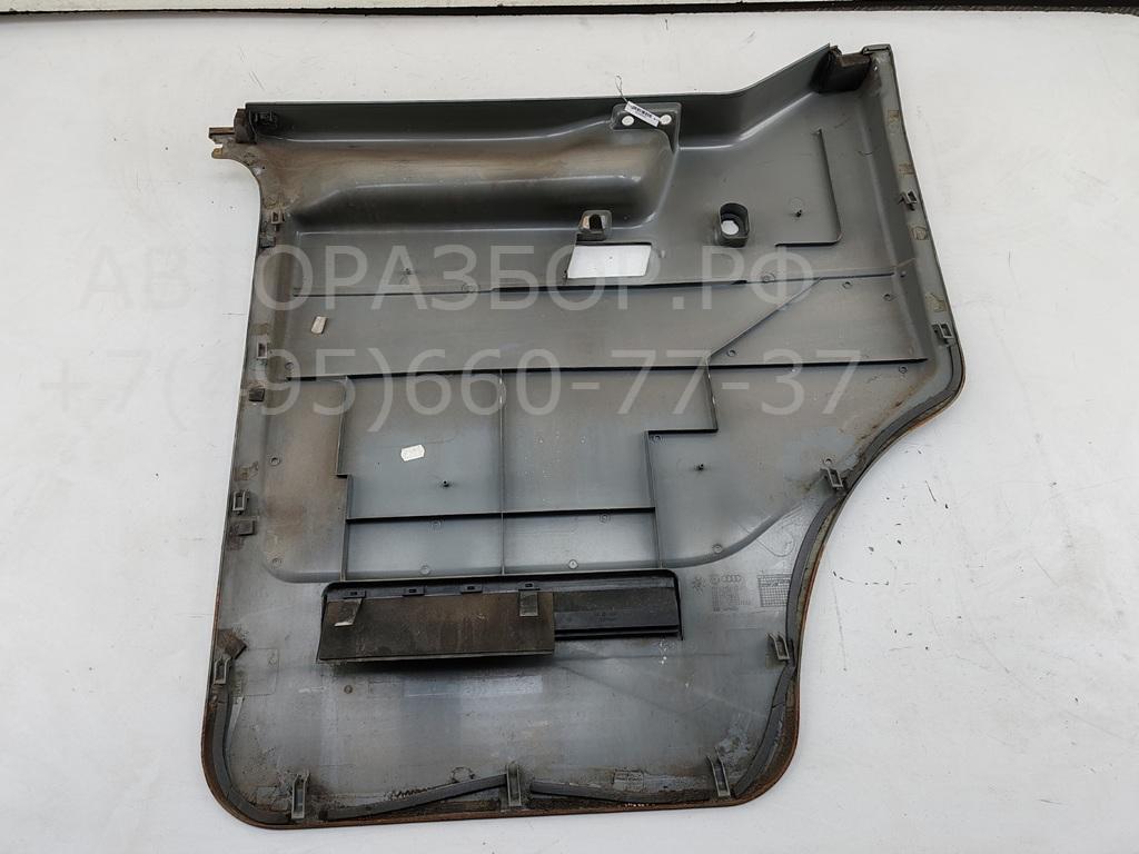 Обшивка двери передней правой