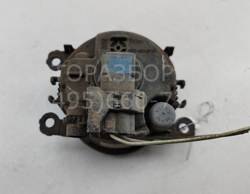 Фара противотуманная левая