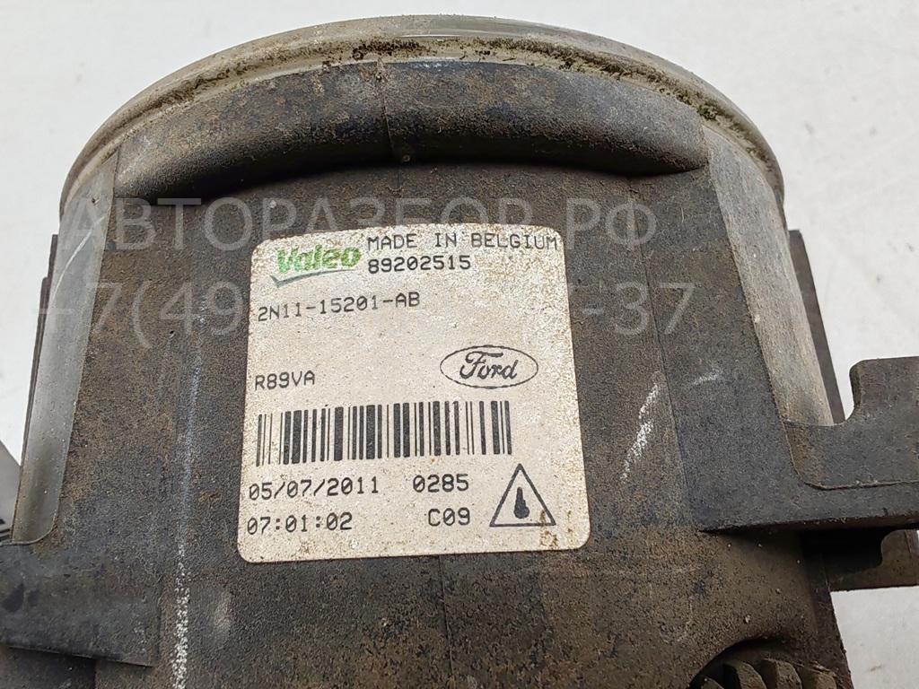 Фара противотуманная левая