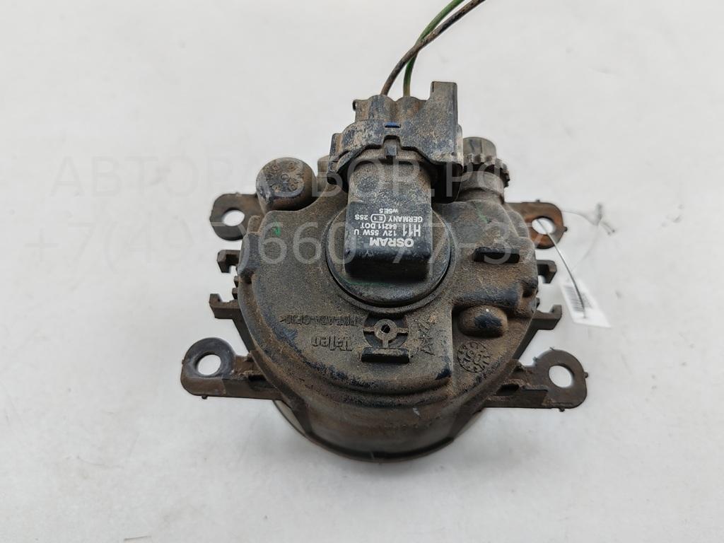 Фара противотуманная правая