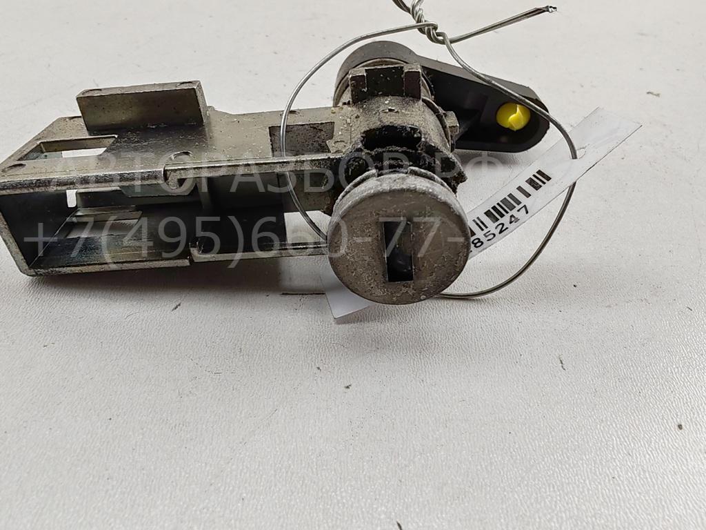 Вставка замка двери