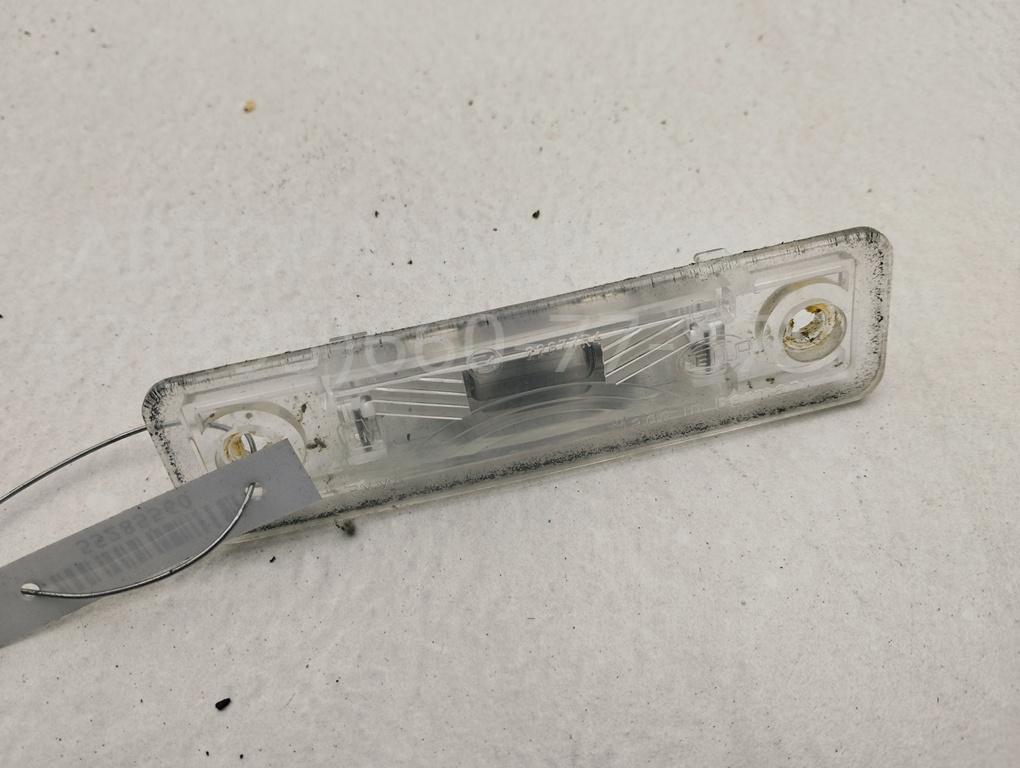 Фонарь подсветки номера