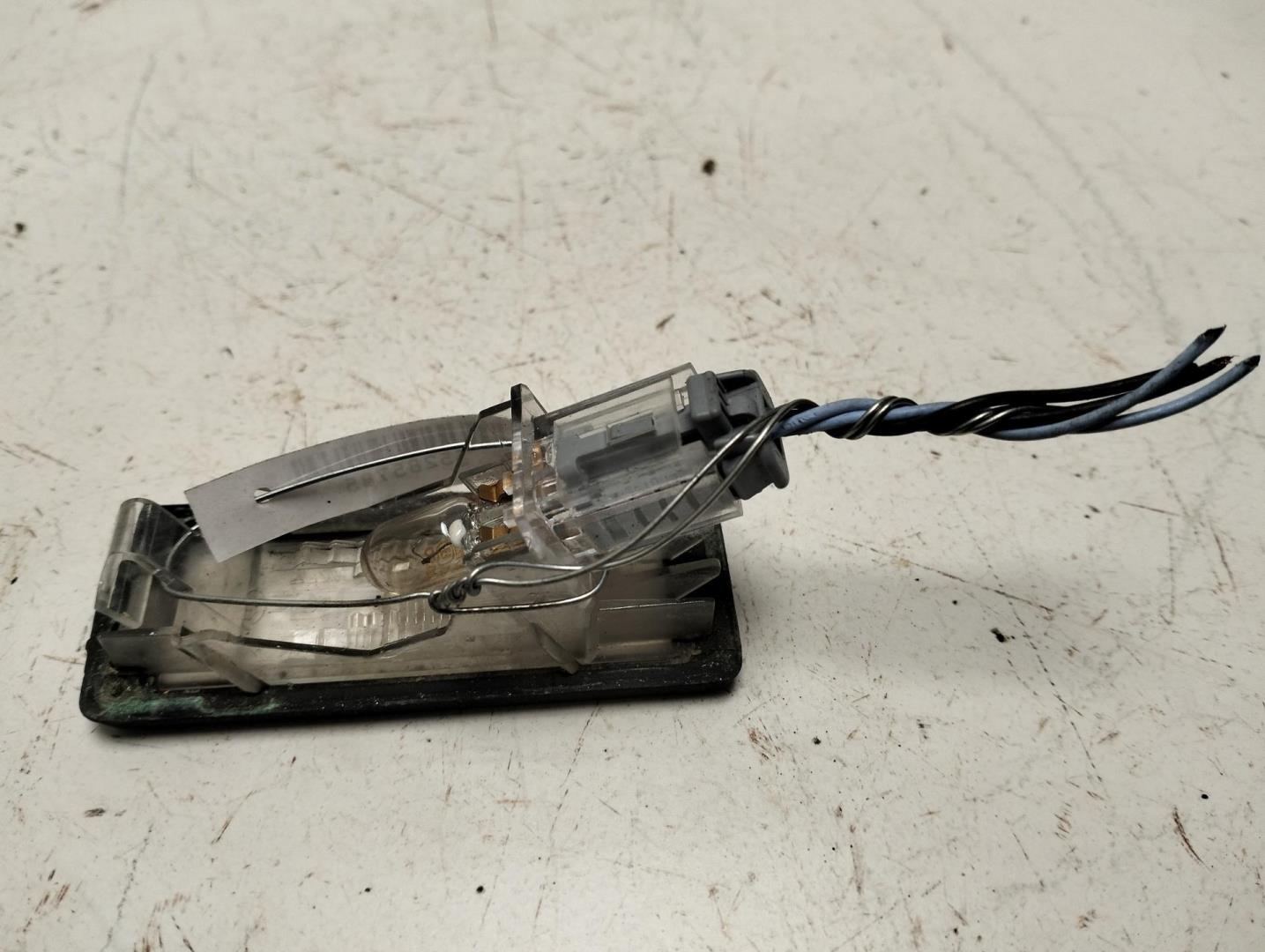 Фонарь подсветки номера