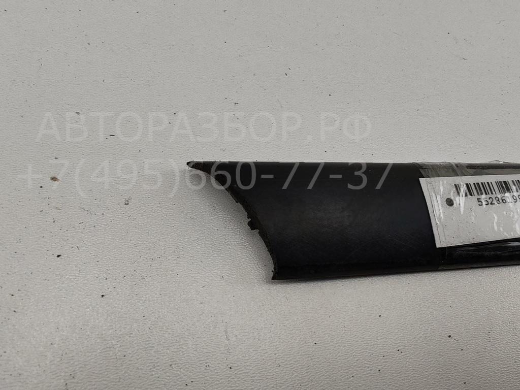 Накладка двери задней правой