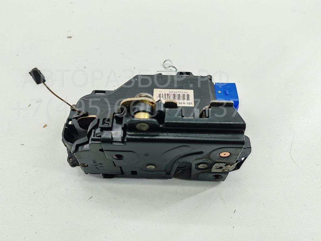 Замок двери передней правой