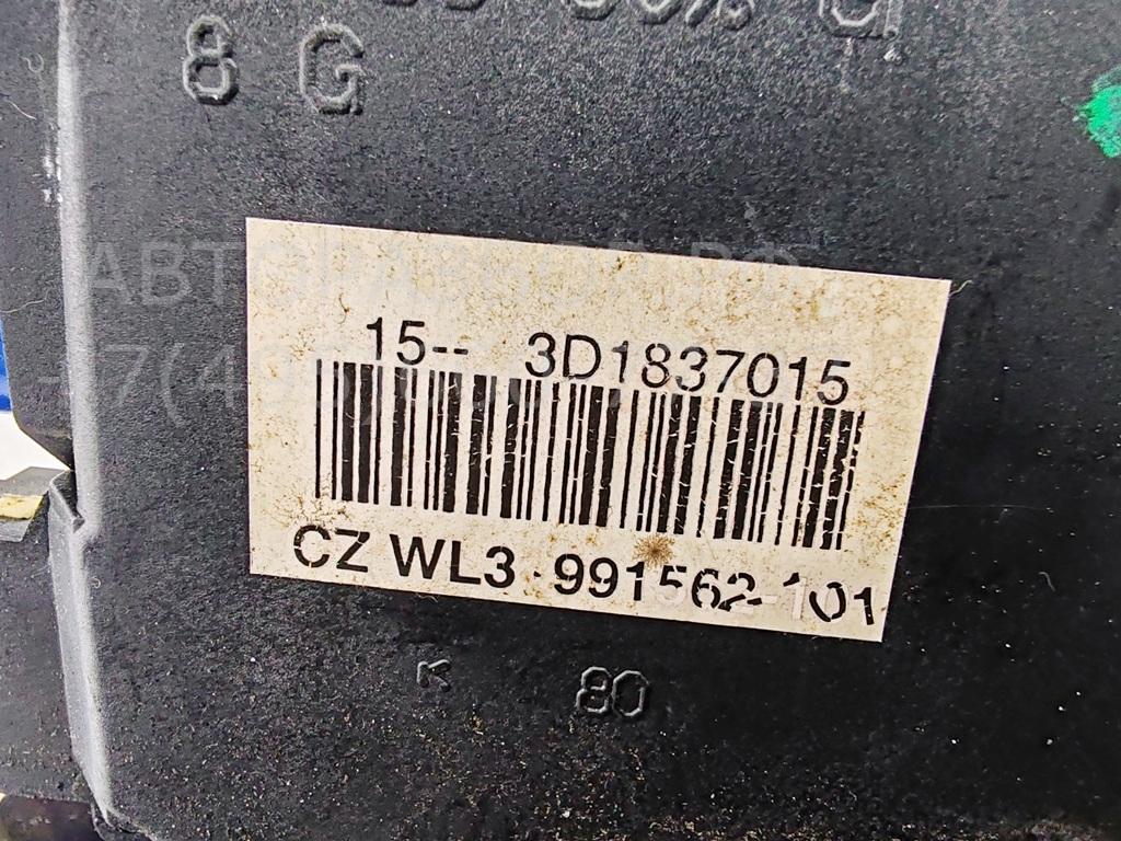 Замок двери передней левой