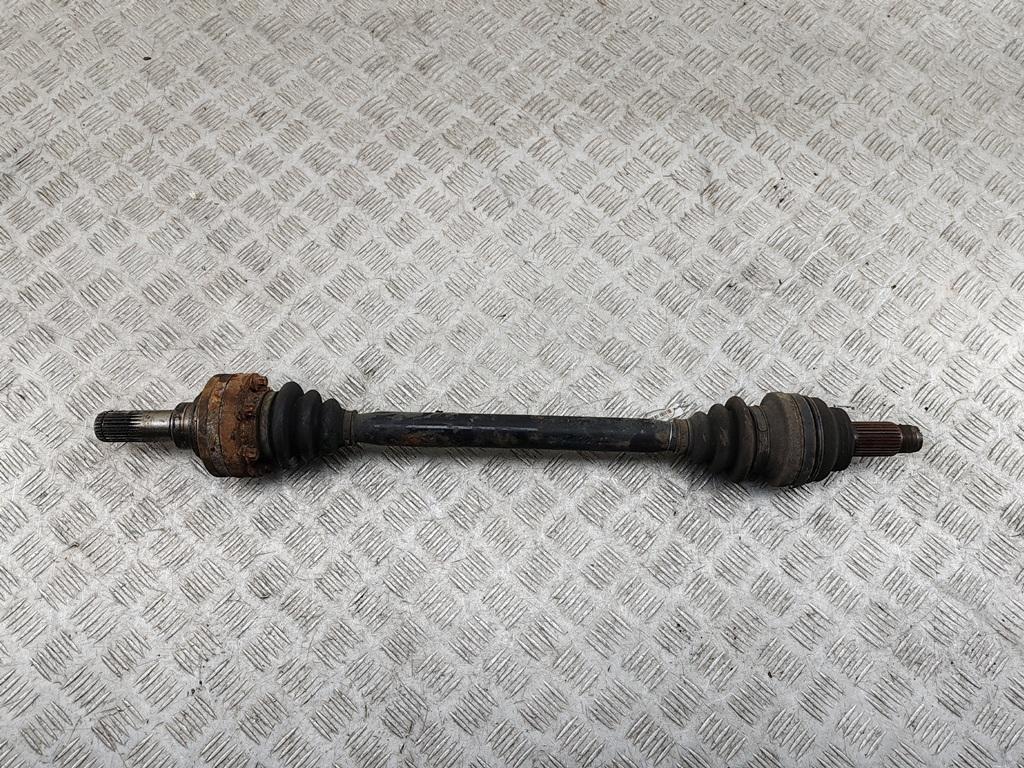 Полуось задняя