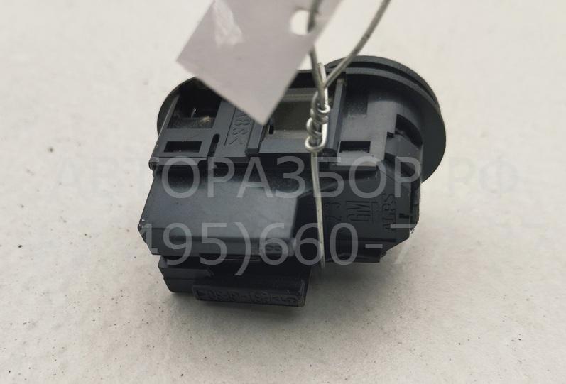 Кнопка регулировки зеркала