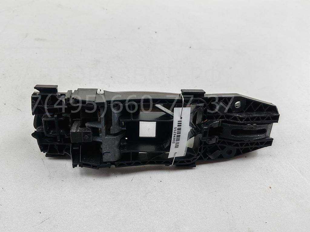 Ручка двери передней наружная правая