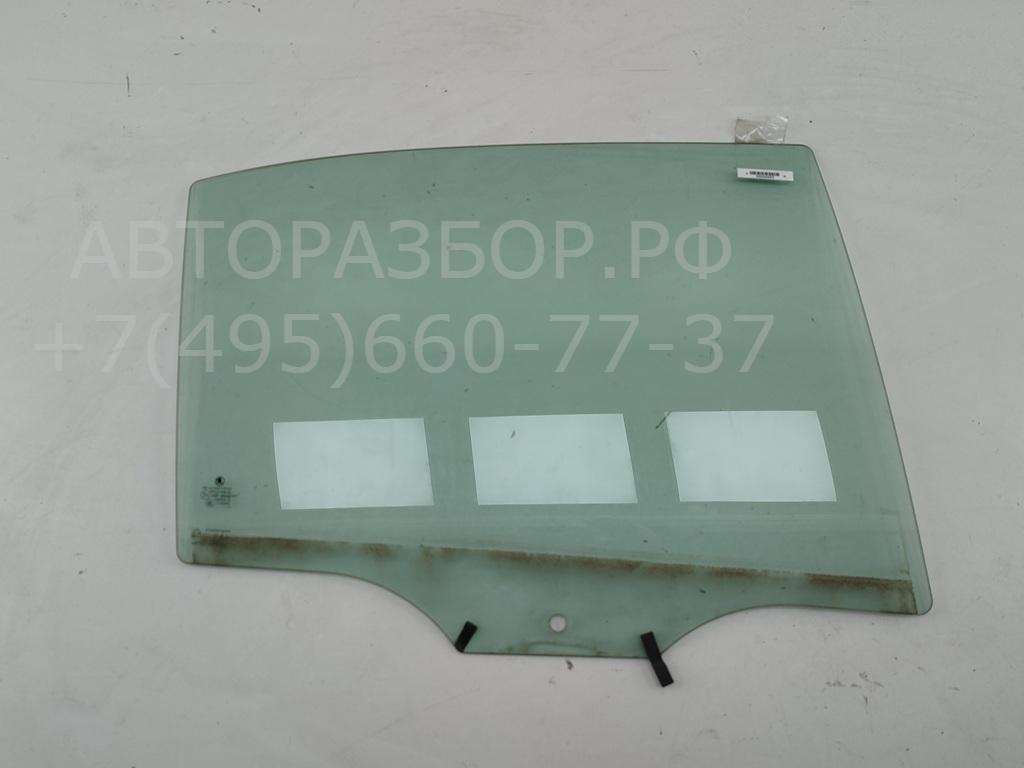 Стекло двери задней правой