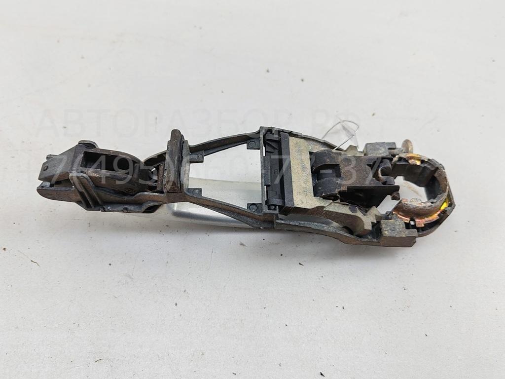 Ручка двери передней наружная левая