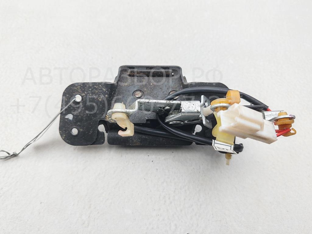 Замок багажника