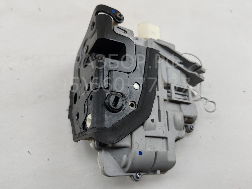 Замок двери задней правой