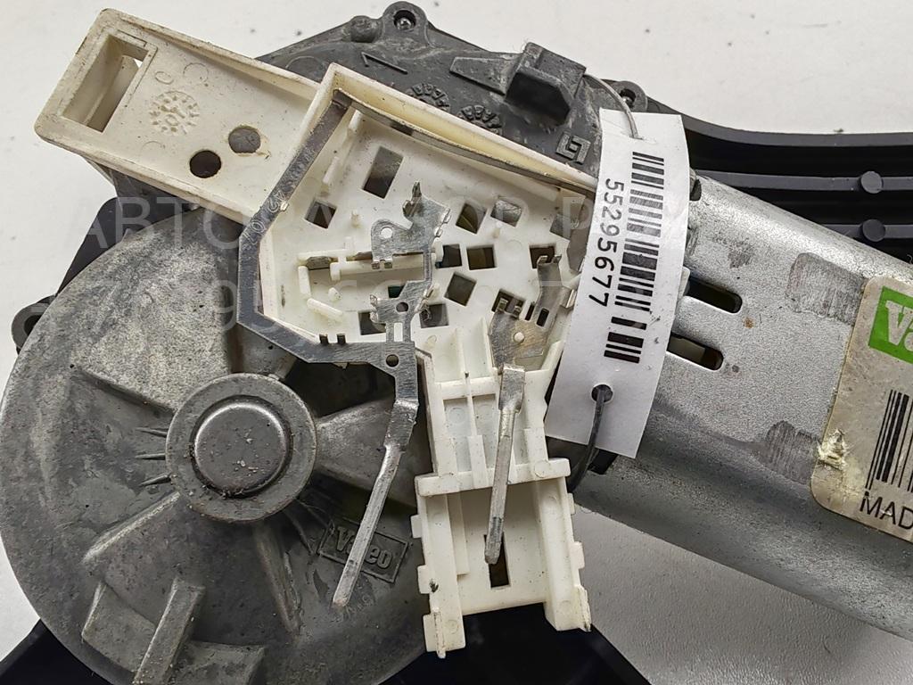 Моторчик стеклоочистителя задний