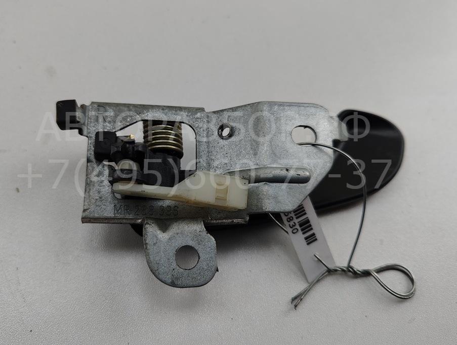 Ручка двери передней внутренняя правая