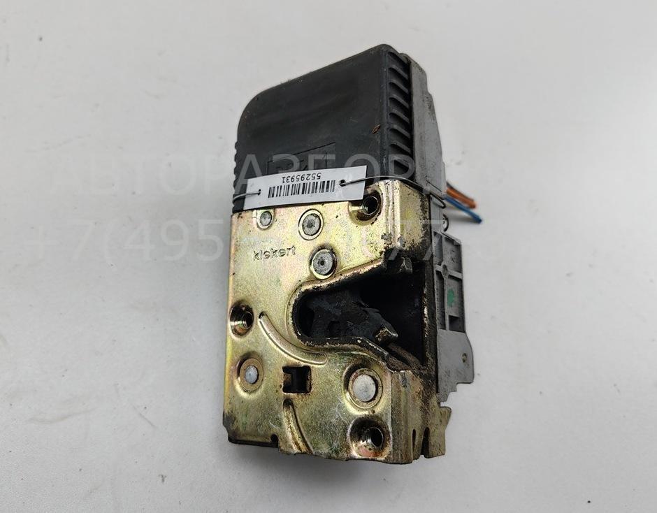 Замок двери передней левой