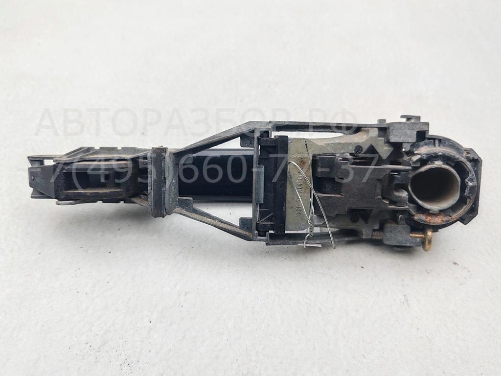 Ручка двери передней наружная правая