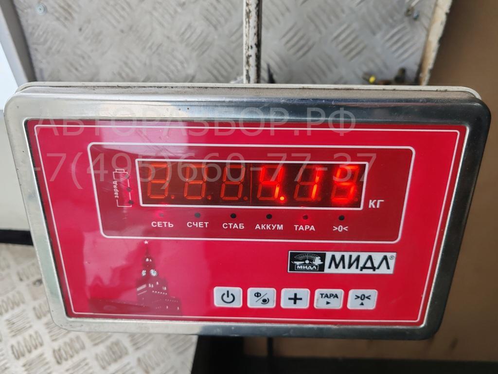 Стекло двери передней левой